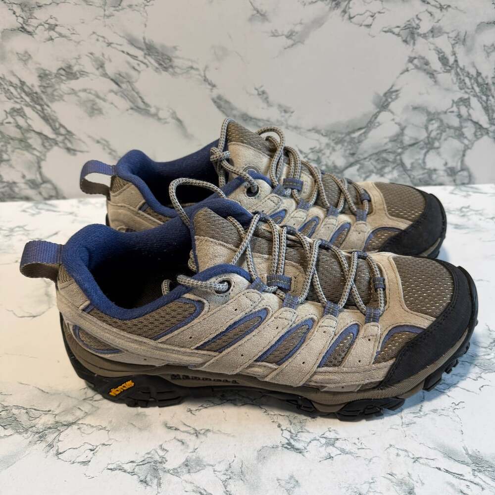Merrell Women 9.5 Moab 2 Hiking Shoe Waterproof Gray Suede Vibram Hike Low Top